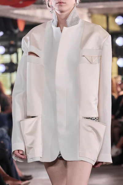 Look 102